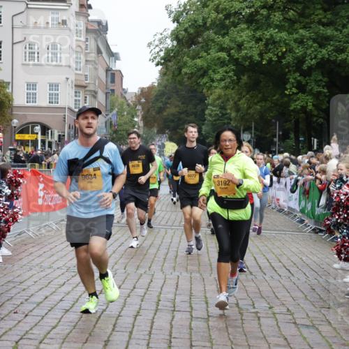 13.09.2026 - Kiel Lauf Yannick Fuchs http://msf.ph/oto/10433618 13.09.2026 09:47:27 Ziel 544, 591, 1324, 2870, 3192, 3629, 5517, 6072, 6575, 6639, 6696, 8231, 8540, 8777, 9634, 9936, 10555, 10789, 1235, 1402, 2587, 2718, 2759, 2779, 4238, 4940, 5167, 5217, 5351, 6074, 6207, 7461, 7731, 8524, 9091, 9141, 9385, 10009, 10076, 10224, 10301, 10731, 10742, 10744, 11862, 11964, 12622, 12635, 390, 466, 3373, 3735, 4011, 4103, 4400, 4479, 4480, 4952, 6078, 7767, 8503, 8833, 9528, 9697, 12099, 2718, 3808, 4087, 6638, 7190, 7446, 10322 meine-sportfotos.de