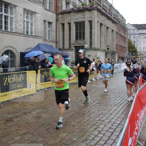 13.09.2026 - Kiel Lauf Yannick Fuchs http://msf.ph/oto/10433637 13.09.2026 11:43:03 Ziel 9569 meine-sportfotos.de
