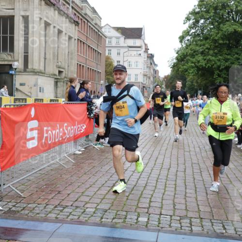 13.09.2026 - Kiel Lauf Yannick Fuchs http://msf.ph/oto/10433651 13.09.2026 09:47:29 Ziel 544, 591, 1324, 2870, 3192, 3629, 4480, 5517, 6072, 6575, 6639, 6696, 8231, 8503, 8540, 8777, 9634, 9936, 10789, 1235, 1402, 2587, 2759, 2779, 4238, 4940, 5167, 5217, 5351, 6074, 6207, 7461, 7731, 8524, 9091, 9385, 10009, 10076, 10224, 10301, 10555, 10731, 10742, 10744, 11862, 11964, 12622, 12635, 390, 466, 3373, 3735, 4011, 4103, 4365, 4400, 4460, 4479, 4952, 6078, 7767, 8096, 8833, 9528, 9697, 11654, 12099, 1402, 2718, 2779, 3808, 4087, 6638, 7446, 10322 meine-sportfotos.de