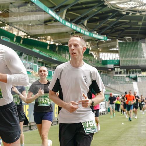 13.09.2026 - 21. swb-Marathon Bremen Michael Burmester http://msf.ph/oto/10433666 13.09.2026 13:04:59 Laufen im Stadion 178, 209, 210, 244, 323, 394, 534, 536, 565, 647, 725, 881, 891, 900, 1073, 1239, 1243, 1307, 1308, 1343, 1373, 1380, 1456, 1479, 1627, 1649, 1653, 1656, 1687, 1780, 1914, 1932, 1941, 2023, 2089, 2126, 2223, 2241, 2244, 2265, 2301, 2369, 2430, 2452, 2464, 2602, 2723, 2742, 2764, 2851, 2867, 2872, 2891, 2910, 2919, 2957, 2959, 2985, 3028, 3030, 3115, 3217, 3278, 3320, 3343, 3419, 3425, 3444, 3454, 3485, 3521, 3579, 3618, 3796, 3909, 242 meine-sportfotos.de