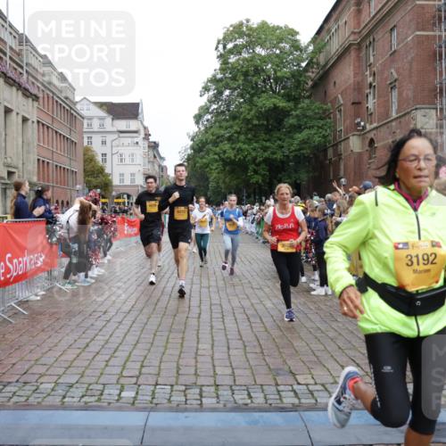 13.09.2026 - Kiel Lauf Yannick Fuchs http://msf.ph/oto/10433678 13.09.2026 09:47:30 Ziel 544, 591, 1324, 2870, 3192, 3629, 4480, 5517, 6072, 6575, 6639, 6696, 8231, 8503, 8540, 8777, 9634, 9936, 10789, 1235, 1402, 2587, 2759, 2779, 4238, 4940, 5167, 5217, 5351, 6074, 7461, 7731, 8524, 9091, 9385, 10009, 10076, 10224, 10301, 10555, 10731, 10742, 10744, 11862, 11964, 12622, 12635, 390, 466, 1743, 3373, 3735, 4011, 4103, 4365, 4400, 4460, 4479, 4952, 6078, 7767, 8096, 8833, 9528, 9697, 11396, 11654, 12099, 1402, 2718, 2779, 3808, 4087, 6638, 7446, 10322 meine-sportfotos.de