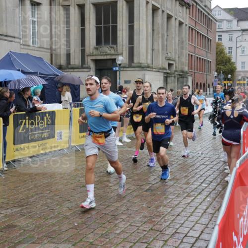 13.09.2026 - Kiel Lauf Yannick Fuchs http://msf.ph/oto/10433732 13.09.2026 11:43:15 Ziel 9569 meine-sportfotos.de