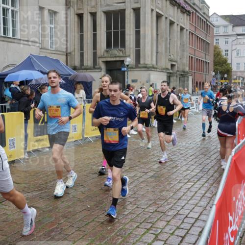 13.09.2026 - Kiel Lauf Yannick Fuchs http://msf.ph/oto/10433736 13.09.2026 11:43:16 Ziel 9569 meine-sportfotos.de