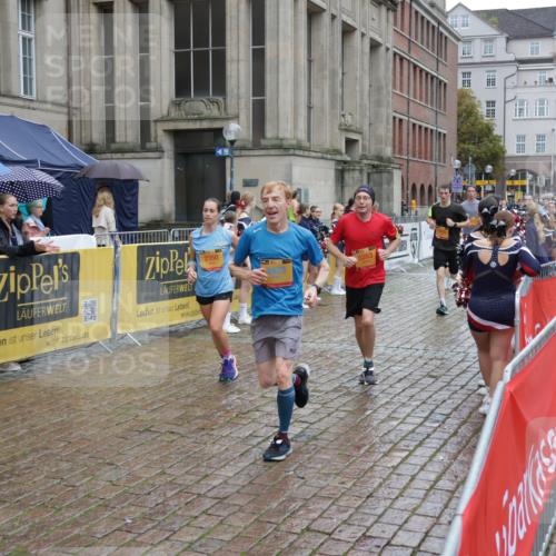 13.09.2026 - Kiel Lauf Yannick Fuchs http://msf.ph/oto/10433753 13.09.2026 11:43:18 Ziel 9569 meine-sportfotos.de