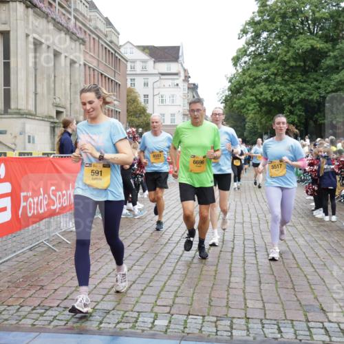 13.09.2026 - Kiel Lauf Yannick Fuchs http://msf.ph/oto/10433759 13.09.2026 09:47:34 Ziel 466, 591, 3192, 3373, 3629, 4011, 4479, 4480, 5517, 6072, 6639, 6696, 7767, 8503, 8540, 8777, 8833, 9528, 9634, 9936, 10789, 544, 1235, 1324, 2587, 2759, 2870, 4940, 5167, 5217, 5351, 6575, 7461, 8231, 8524, 9091, 10009, 10076, 10224, 10555, 10742, 10744, 11862, 11964, 12635, 390, 1743, 2241, 2755, 3735, 3812, 4103, 4225, 4365, 4400, 4460, 4952, 5215, 6078, 6942, 8096, 9697, 10823, 11396, 11654, 12007, 12099, 12167, 12393, 1402, 2718, 2759, 2779 meine-sportfotos.de