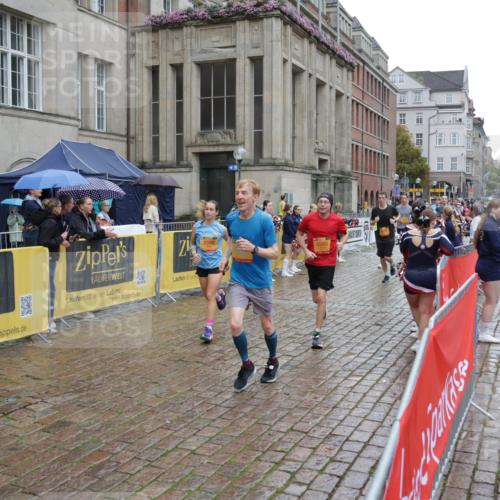 13.09.2026 - Kiel Lauf Yannick Fuchs http://msf.ph/oto/10433760 13.09.2026 11:43:18 Ziel 9569 meine-sportfotos.de