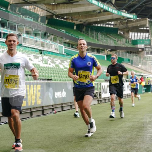 13.09.2026 - 21. swb-Marathon Bremen Michael Burmester http://msf.ph/oto/10433821 13.09.2026 10:24:40 Laufen im Stadion 10143, 10235, 10312, 10328, 10336, 10337, 10341, 10358, 10456, 10520, 10592, 10593, 10618, 10632, 10775, 10782, 10816, 10861, 10972, 10988, 11042, 11108, 11143, 11201, 11265, 11373, 11375, 11426, 11442, 11468, 11527, 11607, 11615, 11628, 11630, 11632, 11704, 11713, 11758, 11779, 11826, 11895, 11903, 11948, 12053, 12144, 12246, 12281, 12339, 12404, 12406, 12426, 12442, 12468, 12469, 12477, 12525, 13520, 13563, 13566, 13580, 13585, 13586 meine-sportfotos.de