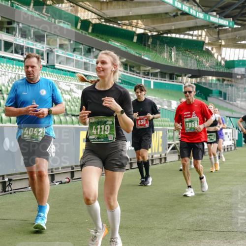 13.09.2026 - 21. swb-Marathon Bremen Michael Burmester http://msf.ph/oto/10433851 13.09.2026 13:31:37 Laufen im Stadion 122, 224, 295, 297, 344, 386, 487, 617, 639, 690, 806, 840, 965, 1114, 1133, 1142, 1310, 1314, 1326, 1329, 1427, 1529, 1775, 1801, 1869, 1892, 1897, 1904, 1923, 2216, 2242, 2249, 2253, 2270, 2274, 2344, 2368, 2372, 2523, 2556, 2615, 2629, 2637, 2643, 2677, 2719, 2726, 2869, 2871, 2877, 2918, 2945, 2952, 2994, 3038, 3094, 3101, 3140, 3223, 3227, 3350, 3379, 3401, 3426, 3572, 3644, 3723, 3736, 3746, 3873, 3876, 3918, 3944, 3960, 4162, 4309, 4460, 111 meine-sportfotos.de