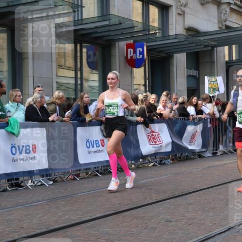 13.09.2026 - 21. swb-Marathon Bremen Strokosch-Dieckow http://msf.ph/oto/10433861 13.09.2026 13:12:57 Ziel 280, 313, 621, 868, 987, 1207, 2130, 2360, 2498, 2962, 3566, 3625, 4582, 5345, 5769, 6038, 6349, 6394, 6407, 7874, 8197, 8291, 8419, 8464, 8568, 8963, 9092, 1513, 2350, 2362, 2442, 2559, 2801, 2858, 3988, 4605, 4879, 5379, 5965, 6349, 8029, 8798, 9217, 9775, 13106, 13140 meine-sportfotos.de