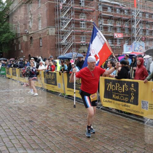 13.09.2026 - Kiel Lauf Yannick Fuchs http://msf.ph/oto/10433948 13.09.2026 11:43:41 Ziel 9569, 9569 meine-sportfotos.de