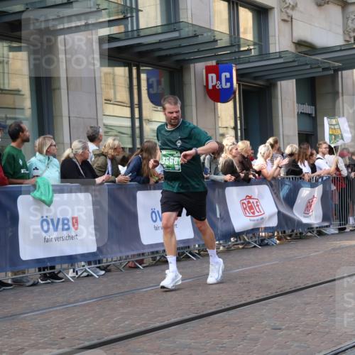 13.09.2026 - 21. swb-Marathon Bremen Strokosch-Dieckow http://msf.ph/oto/10433961 13.09.2026 13:13:00 Ziel 280, 313, 621, 779, 987, 1207, 2130, 2360, 2498, 2962, 3566, 3625, 4582, 5345, 5769, 6038, 6394, 6407, 7874, 8197, 8291, 8464, 8477, 8568, 8963, 9092, 868, 1513, 2350, 2442, 2559, 2801, 2858, 3988, 4605, 5379, 5965, 6349, 8029, 8419, 8798, 9217, 9775, 13106, 13140 meine-sportfotos.de