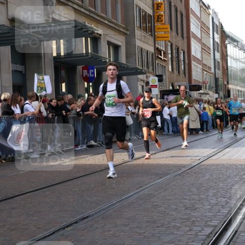 13.09.2026 - 21. swb-Marathon Bremen Strokosch-Dieckow http://msf.ph/oto/10433987 13.09.2026 13:13:01 Ziel 280, 313, 621, 779, 987, 1207, 2130, 2360, 2498, 2882, 2962, 3566, 3625, 4582, 5345, 5769, 6038, 6394, 6407, 7874, 8197, 8291, 8464, 8477, 8568, 8963, 9092, 313, 868, 1513, 2350, 2442, 2559, 2801, 2858, 3988, 4605, 5379, 5965, 6349, 8029, 8291, 8419, 8798, 9217, 9775, 13106, 13140 meine-sportfotos.de