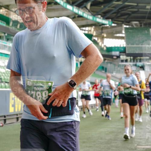 13.09.2026 - 21. swb-Marathon Bremen Michael Burmester http://msf.ph/oto/10434027 13.09.2026 13:32:52 Laufen im Stadion 155, 344, 350, 386, 487, 490, 594, 617, 690, 765, 786, 787, 965, 1001, 1051, 1133, 1142, 1292, 1310, 1326, 1377, 1427, 1591, 1592, 1760, 1801, 1869, 1892, 1897, 1904, 1923, 2077, 2132, 2226, 2230, 2231, 2253, 2270, 2274, 2320, 2344, 2374, 2399, 2400, 2456, 2514, 2523, 2539, 2556, 2616, 2630, 2649, 2718, 2726, 2769, 2848, 2945, 2982, 3014, 3140, 3223, 3350, 3379, 3572, 3601, 3614, 3644, 3736, 3746, 3797, 3901, 3944, 3952, 3960, 4309, 4460 meine-sportfotos.de