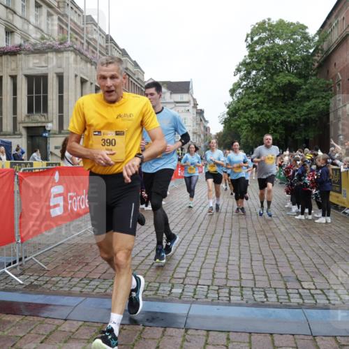 13.09.2026 - Kiel Lauf Yannick Fuchs http://msf.ph/oto/10434029 13.09.2026 09:47:48 Ziel 390, 1743, 2241, 3735, 3812, 4103, 4225, 4365, 4400, 4460, 4479, 4952, 5215, 6078, 6942, 8096, 9528, 9697, 10823, 11396, 11654, 12007, 12099, 12167, 466, 544, 591, 1235, 1324, 2870, 3192, 3373, 3629, 4011, 4479, 4480, 5167, 5517, 6072, 6575, 6639, 6696, 7767, 8231, 8503, 8524, 8540, 8777, 8833, 9528, 9634, 9936, 10076, 10555, 10789, 12635, 122, 218, 366, 1227, 1713, 2755, 4288, 4467, 4710, 6242, 6809, 7070, 7258, 8080, 9694, 12393, 1235, 2587, 5167, 7461, 8524, 9091, 10076 meine-sportfotos.de
