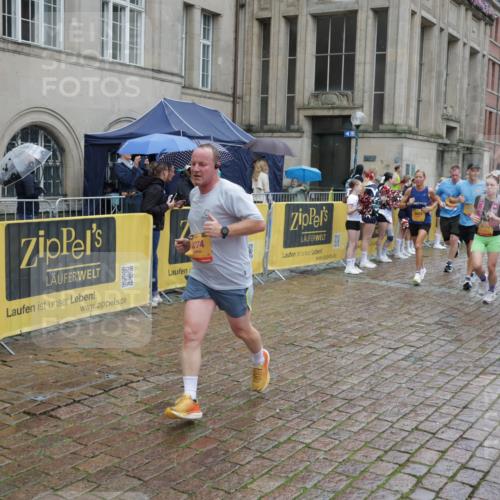 13.09.2026 - Kiel Lauf Yannick Fuchs http://msf.ph/oto/10434111 13.09.2026 11:44:01 Ziel  meine-sportfotos.de