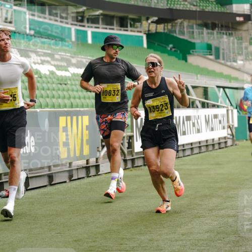 13.09.2026 - 21. swb-Marathon Bremen Michael Burmester http://msf.ph/oto/10434112 13.09.2026 10:24:48 Laufen im Stadion 10143, 10235, 10312, 10328, 10336, 10337, 10341, 10358, 10456, 10520, 10592, 10593, 10618, 10632, 10775, 10782, 10816, 10861, 10972, 10988, 11020, 11042, 11108, 11143, 11201, 11265, 11373, 11375, 11426, 11442, 11447, 11468, 11527, 11607, 11615, 11628, 11630, 11632, 11704, 11713, 11758, 11779, 11826, 11895, 11903, 11948, 12144, 12246, 12281, 12404, 12406, 12426, 12442, 12468, 12469, 12477, 12525, 13520, 13566, 13580, 13585, 13586 meine-sportfotos.de