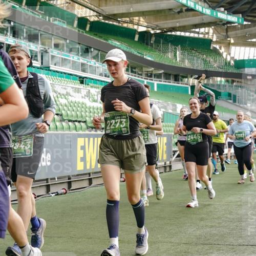 13.09.2026 - 21. swb-Marathon Bremen Michael Burmester http://msf.ph/oto/10434133 13.09.2026 13:33:00 Laufen im Stadion 155, 344, 350, 386, 428, 490, 594, 617, 690, 765, 786, 787, 1001, 1051, 1098, 1133, 1142, 1292, 1310, 1326, 1377, 1427, 1557, 1591, 1592, 1760, 1801, 1869, 1892, 1897, 1923, 2077, 2132, 2226, 2230, 2231, 2253, 2270, 2274, 2320, 2344, 2374, 2399, 2400, 2456, 2514, 2515, 2523, 2539, 2556, 2616, 2630, 2649, 2718, 2769, 2787, 2848, 2945, 2982, 3014, 3140, 3223, 3350, 3379, 3443, 3503, 3572, 3577, 3601, 3614, 3644, 3736, 3746, 3797, 3901, 3911, 3944, 3952, 3960 meine-sportfotos.de
