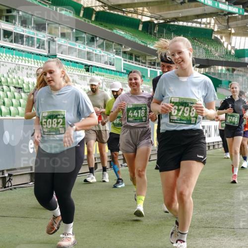 13.09.2026 - 21. swb-Marathon Bremen Michael Burmester http://msf.ph/oto/10434242 13.09.2026 13:33:04 Laufen im Stadion 155, 344, 350, 386, 428, 490, 594, 617, 690, 765, 786, 787, 1001, 1051, 1098, 1133, 1142, 1292, 1326, 1377, 1427, 1557, 1591, 1592, 1661, 1760, 1801, 1869, 1897, 1923, 1996, 2077, 2132, 2226, 2230, 2231, 2253, 2270, 2274, 2320, 2344, 2374, 2399, 2400, 2456, 2479, 2514, 2515, 2523, 2539, 2543, 2556, 2616, 2630, 2649, 2718, 2757, 2769, 2787, 2848, 2945, 2982, 3014, 3140, 3223, 3350, 3379, 3443, 3503, 3572, 3577, 3601, 3614, 3644, 3736, 3746, 3797, 3875, 3901, 3911, 3952, 3960 meine-sportfotos.de
