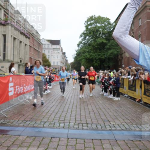 13.09.2026 - Kiel Lauf Yannick Fuchs http://msf.ph/oto/10434263 13.09.2026 09:47:59 Ziel 122, 218, 366, 1713, 1743, 2241, 2755, 3812, 4225, 4288, 4467, 4710, 5215, 6242, 6809, 6942, 7258, 9694, 10823, 11396, 12007, 12167, 12393, 390, 466, 591, 3192, 3373, 3629, 3735, 4011, 4103, 4365, 4400, 4460, 4479, 4480, 4952, 5517, 6072, 6078, 6639, 6696, 7767, 8096, 8503, 8540, 8777, 8833, 9528, 9634, 9697, 9936, 10789, 11654, 12099, 872, 1047, 1227, 1976, 2656, 2671, 2970, 4219, 5185, 5825, 7070, 7247, 7481, 8080, 9755, 10200, 10555 meine-sportfotos.de