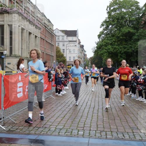 13.09.2026 - Kiel Lauf Yannick Fuchs http://msf.ph/oto/10434281 13.09.2026 09:48:00 Ziel 122, 218, 366, 1713, 1743, 2241, 2755, 3812, 4225, 4288, 4467, 4710, 5215, 6242, 6809, 6942, 7258, 9694, 10823, 11396, 12007, 12167, 12393, 390, 466, 591, 1743, 3192, 3373, 3629, 3735, 4011, 4103, 4365, 4400, 4460, 4479, 4480, 4952, 5517, 6072, 6078, 6639, 6696, 7767, 8096, 8503, 8540, 8777, 8833, 9528, 9634, 9697, 9936, 10789, 11396, 11654, 12099, 872, 1047, 1227, 1976, 2656, 2671, 2970, 4219, 5185, 5825, 6464, 7070, 7247, 7481, 8080, 9755, 10200, 10555 meine-sportfotos.de