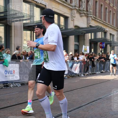 13.09.2026 - 21. swb-Marathon Bremen Strokosch-Dieckow http://msf.ph/oto/10434319 13.09.2026 13:13:12 Ziel 779, 2130, 2360, 2401, 2767, 2882, 2962, 6038, 6394, 6407, 7493, 8197, 8477, 8568, 8840, 8963, 9442, 13099, 280, 313, 621, 868, 987, 1207, 1513, 2442, 2498, 2559, 2801, 2858, 2962, 3566, 3625, 4582, 5345, 5379, 5769, 5965, 6349, 7874, 8197, 8291, 8419, 8464, 8798, 9092, 9217, 13140 meine-sportfotos.de