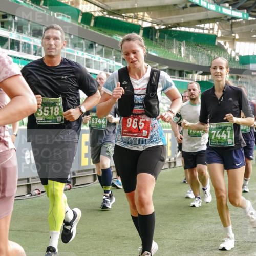 13.09.2026 - 21. swb-Marathon Bremen Michael Burmester http://msf.ph/oto/10434361 13.09.2026 13:33:10 Laufen im Stadion 155, 344, 350, 386, 428, 490, 594, 617, 690, 765, 786, 787, 1001, 1048, 1051, 1098, 1133, 1292, 1326, 1377, 1427, 1557, 1591, 1592, 1661, 1760, 1801, 1869, 1897, 1923, 1996, 2077, 2132, 2226, 2230, 2231, 2253, 2270, 2274, 2320, 2344, 2374, 2399, 2400, 2456, 2479, 2514, 2515, 2523, 2539, 2543, 2556, 2616, 2630, 2641, 2649, 2718, 2757, 2769, 2787, 2848, 2945, 2982, 3014, 3350, 3379, 3443, 3503, 3572, 3577, 3601, 3614, 3644, 3746, 3797, 3875, 3901, 3911, 3952, 3960, 4001 meine-sportfotos.de