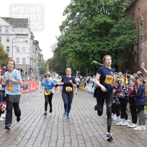 13.09.2026 - Kiel Lauf Yannick Fuchs http://msf.ph/oto/10434362 13.09.2026 09:48:03 Ziel 122, 218, 366, 1227, 1713, 2241, 2755, 3812, 4225, 4288, 4467, 4710, 6242, 6809, 6942, 7070, 7258, 8080, 9694, 12007, 12167, 12393, 390, 466, 591, 1743, 2241, 3373, 3629, 3735, 3812, 4011, 4103, 4225, 4365, 4400, 4460, 4479, 4480, 4952, 5215, 5517, 6072, 6078, 6639, 6696, 6942, 7767, 8096, 8503, 8540, 8777, 8833, 9528, 9697, 9936, 10789, 10823, 11396, 11654, 12007, 12099, 12167, 872, 1047, 1976, 2656, 2671, 2970, 4219, 4350, 5185, 5518, 5825, 6464, 7247, 7481, 9755, 10200 meine-sportfotos.de
