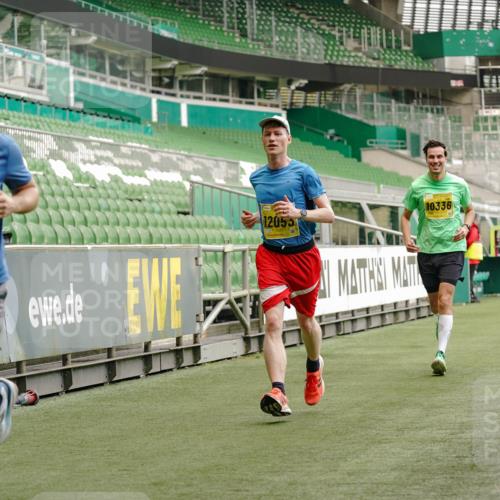 13.09.2026 - 21. swb-Marathon Bremen Michael Burmester http://msf.ph/oto/10434414 13.09.2026 10:24:57 Laufen im Stadion 10143, 10235, 10312, 10328, 10336, 10337, 10341, 10346, 10358, 10456, 10520, 10592, 10593, 10618, 10632, 10742, 10775, 10816, 10861, 10972, 10988, 11020, 11042, 11108, 11143, 11201, 11265, 11312, 11373, 11375, 11426, 11442, 11447, 11468, 11527, 11607, 11615, 11628, 11630, 11632, 11704, 11758, 11779, 11826, 11895, 11903, 11948, 12144, 12246, 12281, 12406, 12426, 12442, 12468, 12469, 12477, 12525, 13520, 13566, 13580, 13585, 13586 meine-sportfotos.de