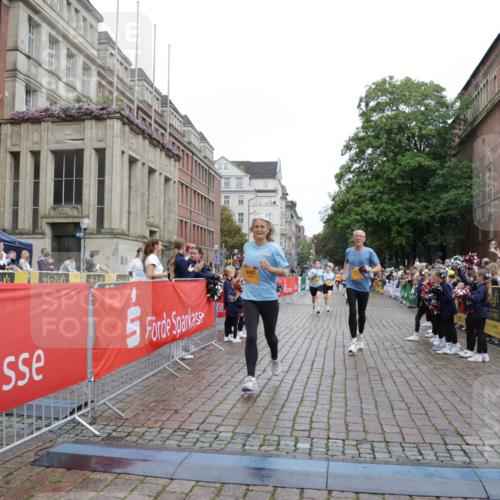 13.09.2026 - Kiel Lauf Yannick Fuchs http://msf.ph/oto/10434461 13.09.2026 09:48:07 Ziel 122, 366, 872, 1227, 1713, 4219, 4288, 4467, 4710, 6242, 6809, 7070, 7258, 7481, 8080, 9694, 9755, 218, 390, 466, 1743, 2241, 2755, 3373, 3735, 3812, 4011, 4103, 4225, 4365, 4400, 4460, 4479, 4480, 4952, 5215, 5517, 6078, 6696, 6809, 6942, 7767, 8096, 8503, 8833, 9528, 9697, 10789, 10823, 11396, 11654, 12007, 12099, 12167, 12393, 1047, 1493, 1976, 2656, 2671, 2970, 4350, 5185, 5518, 5825, 6464, 7247, 10200, 4480, 5517, 6696, 8503, 10789 meine-sportfotos.de