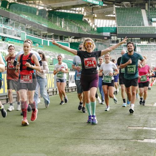 13.09.2026 - 21. swb-Marathon Bremen Michael Burmester http://msf.ph/oto/10434470 13.09.2026 13:33:15 Laufen im Stadion 155, 344, 350, 386, 428, 490, 594, 617, 690, 765, 786, 787, 1001, 1048, 1051, 1098, 1133, 1292, 1326, 1377, 1427, 1444, 1557, 1591, 1592, 1661, 1760, 1801, 1827, 1897, 1923, 1996, 2077, 2132, 2226, 2230, 2231, 2253, 2270, 2274, 2320, 2344, 2374, 2399, 2400, 2456, 2479, 2511, 2514, 2515, 2523, 2539, 2543, 2556, 2616, 2630, 2641, 2649, 2718, 2735, 2757, 2769, 2787, 2848, 2982, 3014, 3350, 3379, 3443, 3503, 3572, 3577, 3601, 3614, 3746, 3797, 3875, 3901, 3911, 3952, 3960, 4001 meine-sportfotos.de