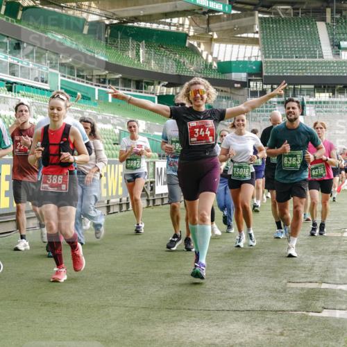 13.09.2026 - 21. swb-Marathon Bremen Michael Burmester http://msf.ph/oto/10434479 13.09.2026 13:33:16 Laufen im Stadion 155, 344, 350, 386, 428, 490, 594, 617, 690, 765, 786, 787, 1001, 1048, 1051, 1098, 1133, 1292, 1326, 1377, 1427, 1444, 1557, 1591, 1592, 1661, 1760, 1801, 1827, 1897, 1923, 1996, 2077, 2132, 2226, 2230, 2231, 2253, 2270, 2274, 2320, 2344, 2374, 2399, 2400, 2456, 2479, 2511, 2514, 2515, 2523, 2539, 2543, 2556, 2616, 2630, 2641, 2649, 2718, 2735, 2757, 2769, 2787, 2848, 2982, 3014, 3350, 3443, 3503, 3572, 3577, 3601, 3614, 3746, 3797, 3875, 3901, 3911, 3952, 3960, 4001 meine-sportfotos.de