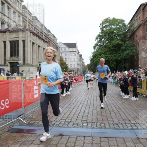 13.09.2026 - Kiel Lauf Yannick Fuchs http://msf.ph/oto/10434483 13.09.2026 09:48:07 Ziel 122, 366, 872, 1227, 1713, 4219, 4288, 4467, 4710, 6242, 6809, 7070, 7258, 7481, 8080, 9694, 9755, 218, 390, 466, 1743, 2241, 2755, 3373, 3735, 3812, 4011, 4103, 4225, 4365, 4400, 4460, 4479, 4480, 4952, 5215, 5517, 6078, 6696, 6809, 6942, 7767, 8096, 8503, 8833, 9528, 9697, 10789, 10823, 11396, 11654, 12007, 12099, 12167, 12393, 1047, 1493, 1976, 2656, 2671, 2970, 4350, 5185, 5518, 5825, 6464, 7247, 10200, 4480, 5517, 6696, 8503, 10789 meine-sportfotos.de
