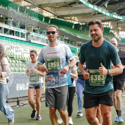 13.09.2026 - 21. swb-Marathon Bremen Michael Burmester http://msf.ph/oto/10434568 13.09.2026 13:33:19 Laufen im Stadion 155, 344, 350, 386, 428, 490, 594, 617, 690, 765, 786, 787, 1001, 1048, 1051, 1098, 1133, 1292, 1377, 1427, 1444, 1557, 1591, 1592, 1661, 1760, 1801, 1827, 1897, 1923, 1996, 2077, 2132, 2226, 2230, 2231, 2253, 2270, 2274, 2320, 2374, 2399, 2400, 2456, 2479, 2511, 2514, 2515, 2523, 2539, 2543, 2556, 2616, 2630, 2641, 2649, 2718, 2735, 2757, 2769, 2787, 2848, 2982, 3014, 3345, 3350, 3443, 3503, 3572, 3577, 3601, 3614, 3746, 3797, 3875, 3901, 3911, 3952, 3960, 4001 meine-sportfotos.de
