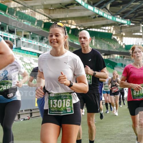 13.09.2026 - 21. swb-Marathon Bremen Michael Burmester http://msf.ph/oto/10434580 13.09.2026 13:33:20 Laufen im Stadion 155, 344, 350, 386, 428, 490, 594, 617, 690, 765, 786, 787, 1001, 1048, 1051, 1098, 1133, 1292, 1377, 1427, 1444, 1557, 1591, 1592, 1661, 1760, 1801, 1827, 1897, 1923, 1996, 2077, 2132, 2226, 2230, 2231, 2253, 2270, 2274, 2320, 2374, 2399, 2400, 2456, 2479, 2511, 2514, 2515, 2523, 2539, 2543, 2556, 2616, 2630, 2641, 2649, 2718, 2735, 2757, 2769, 2787, 2848, 2982, 3014, 3345, 3350, 3443, 3503, 3577, 3601, 3614, 3746, 3797, 3875, 3901, 3911, 3952, 3960, 4001 meine-sportfotos.de