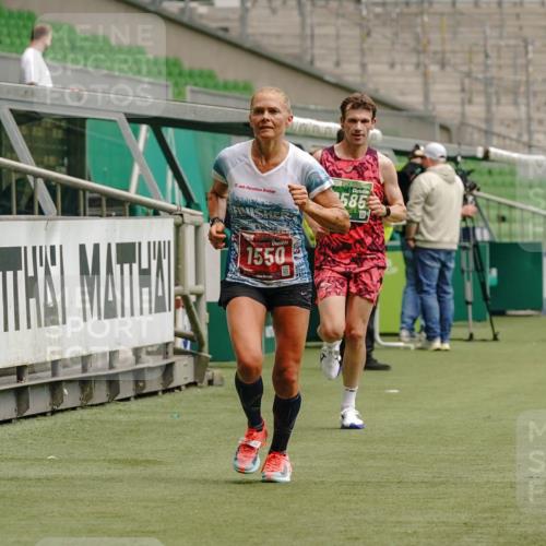 13.09.2026 - 21. swb-Marathon Bremen Michael Burmester http://msf.ph/oto/10434595 13.09.2026 12:36:42 Laufen im Stadion 365, 466, 658, 850, 1288, 1385, 1485, 1550, 1583, 1754, 1875, 1993, 2073, 3617, 4232, 7244, 7692, 7768, 8075, 8729, 13033, 299, 482, 525, 668, 943, 1212, 1606, 1629, 2072, 2100, 5428, 7741 meine-sportfotos.de
