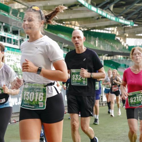 13.09.2026 - 21. swb-Marathon Bremen Michael Burmester http://msf.ph/oto/10434599 13.09.2026 13:33:20 Laufen im Stadion 155, 344, 350, 386, 428, 490, 594, 617, 690, 765, 786, 787, 1001, 1048, 1051, 1098, 1133, 1292, 1377, 1427, 1444, 1557, 1591, 1592, 1661, 1760, 1801, 1827, 1897, 1923, 1996, 2077, 2132, 2226, 2230, 2231, 2253, 2270, 2274, 2320, 2374, 2399, 2400, 2456, 2479, 2511, 2514, 2515, 2523, 2539, 2543, 2556, 2616, 2630, 2641, 2649, 2718, 2735, 2757, 2769, 2787, 2848, 2982, 3014, 3345, 3350, 3443, 3503, 3577, 3601, 3614, 3746, 3797, 3875, 3901, 3911, 3952, 3960, 4001 meine-sportfotos.de