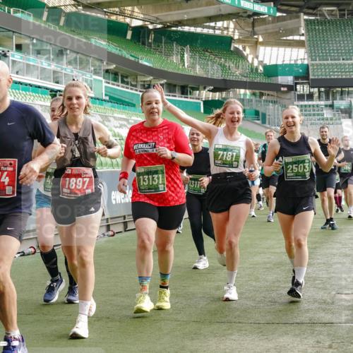 13.09.2026 - 21. swb-Marathon Bremen Michael Burmester http://msf.ph/oto/10434667 13.09.2026 13:33:24 Laufen im Stadion 155, 344, 350, 386, 428, 490, 594, 617, 690, 709, 765, 786, 787, 1001, 1048, 1051, 1098, 1133, 1292, 1377, 1427, 1444, 1557, 1591, 1592, 1661, 1760, 1827, 1897, 1923, 1996, 2077, 2132, 2226, 2230, 2231, 2253, 2270, 2274, 2320, 2374, 2399, 2400, 2456, 2479, 2511, 2514, 2515, 2523, 2539, 2543, 2556, 2616, 2630, 2641, 2649, 2718, 2735, 2757, 2769, 2787, 2848, 2982, 3014, 3345, 3350, 3443, 3503, 3577, 3601, 3614, 3746, 3797, 3875, 3901, 3911, 3952, 4001 meine-sportfotos.de