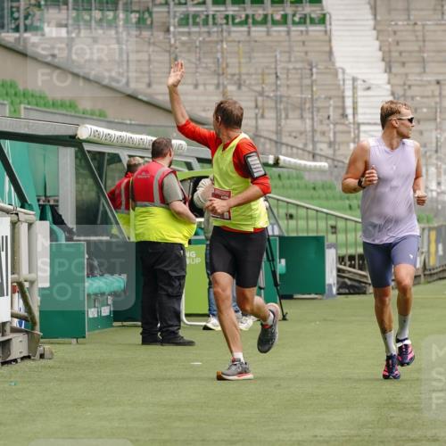 13.09.2026 - 21. swb-Marathon Bremen Michael Burmester http://msf.ph/oto/10434686 13.09.2026 12:36:50 Laufen im Stadion 365, 466, 658, 850, 1288, 1385, 1485, 1550, 1583, 1754, 1875, 1993, 2073, 2585, 3617, 4232, 7244, 7692, 7768, 8075, 8729, 13033, 299, 482, 525, 919, 1212, 1606, 1629, 2072, 5428, 7741 meine-sportfotos.de