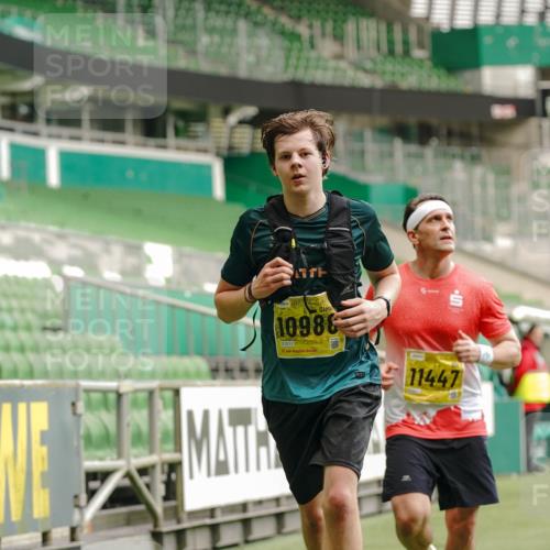 13.09.2026 - 21. swb-Marathon Bremen Michael Burmester http://msf.ph/oto/10434705 13.09.2026 10:25:11 Laufen im Stadion 10143, 10312, 10328, 10336, 10337, 10342, 10346, 10358, 10398, 10456, 10520, 10593, 10618, 10632, 10742, 10775, 10816, 10861, 10972, 10987, 10988, 11019, 11020, 11042, 11088, 11108, 11143, 11201, 11265, 11312, 11373, 11375, 11426, 11442, 11447, 11468, 11527, 11607, 11615, 11628, 11630, 11632, 11704, 11758, 11779, 11826, 11895, 11903, 11948, 12144, 12246, 12281, 12406, 12426, 12442, 12468, 12469, 12477, 12525, 13520, 13566, 13580, 13585, 13586 meine-sportfotos.de