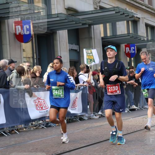 13.09.2026 - 21. swb-Marathon Bremen Strokosch-Dieckow http://msf.ph/oto/10434736 13.09.2026 13:13:28 Ziel 524, 670, 683, 1704, 1707, 1937, 2401, 2422, 2767, 3236, 3413, 5443, 6451, 7210, 7283, 7493, 7707, 8840, 9442, 9635, 9884, 13099, 280, 621, 779, 987, 1207, 2130, 2360, 2882, 2962, 3566, 3625, 4582, 5345, 5769, 6038, 6394, 6407, 7874, 8197, 8464, 8477, 8568, 8963, 9092 meine-sportfotos.de