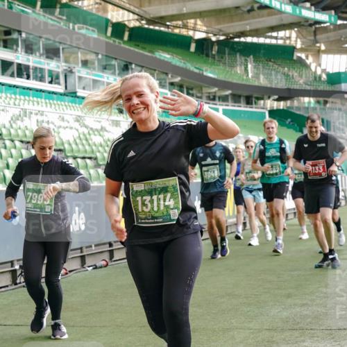 13.09.2026 - 21. swb-Marathon Bremen Michael Burmester http://msf.ph/oto/10434747 13.09.2026 13:33:27 Laufen im Stadion 155, 344, 350, 386, 428, 490, 594, 690, 709, 765, 786, 787, 916, 1001, 1048, 1051, 1098, 1133, 1292, 1377, 1427, 1444, 1557, 1591, 1592, 1661, 1703, 1760, 1827, 1897, 1923, 1996, 2077, 2132, 2226, 2230, 2231, 2253, 2270, 2274, 2320, 2374, 2399, 2400, 2456, 2479, 2511, 2514, 2515, 2523, 2539, 2543, 2556, 2616, 2630, 2641, 2649, 2718, 2735, 2757, 2769, 2787, 2848, 2982, 3014, 3345, 3350, 3443, 3503, 3577, 3601, 3614, 3746, 3797, 3875, 3901, 3911, 3952, 4001 meine-sportfotos.de