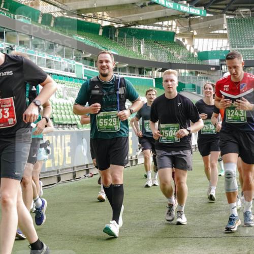 13.09.2026 - 21. swb-Marathon Bremen Michael Burmester http://msf.ph/oto/10434813 13.09.2026 13:33:31 Laufen im Stadion 155, 344, 350, 428, 490, 594, 679, 690, 709, 765, 786, 787, 916, 1001, 1048, 1051, 1098, 1133, 1292, 1377, 1427, 1444, 1557, 1591, 1592, 1661, 1703, 1760, 1827, 1923, 1996, 2077, 2132, 2226, 2230, 2231, 2270, 2274, 2320, 2374, 2399, 2400, 2451, 2456, 2479, 2511, 2514, 2515, 2523, 2539, 2543, 2556, 2616, 2630, 2641, 2649, 2718, 2735, 2757, 2769, 2787, 2848, 2982, 3014, 3345, 3350, 3443, 3503, 3577, 3601, 3614, 3746, 3797, 3875, 3901, 3911, 3952, 4001 meine-sportfotos.de