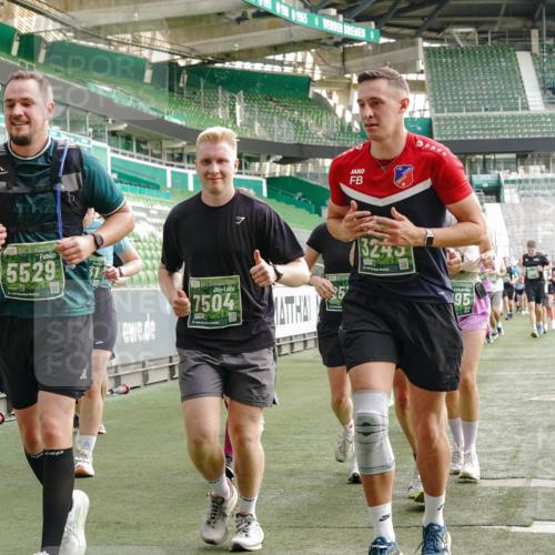 13.09.2026 - 21. swb-Marathon Bremen Michael Burmester http://msf.ph/oto/10434834 13.09.2026 13:33:32 Laufen im Stadion 155, 344, 350, 428, 490, 594, 679, 690, 709, 765, 786, 787, 916, 1001, 1048, 1051, 1098, 1133, 1292, 1377, 1427, 1444, 1557, 1591, 1592, 1661, 1703, 1760, 1827, 1923, 1996, 2077, 2132, 2226, 2230, 2231, 2270, 2274, 2320, 2374, 2399, 2400, 2451, 2456, 2479, 2511, 2514, 2515, 2523, 2539, 2543, 2556, 2616, 2630, 2641, 2649, 2718, 2735, 2757, 2769, 2787, 2848, 2982, 3014, 3345, 3350, 3443, 3503, 3577, 3601, 3614, 3746, 3797, 3875, 3901, 3911, 3952, 4001 meine-sportfotos.de
