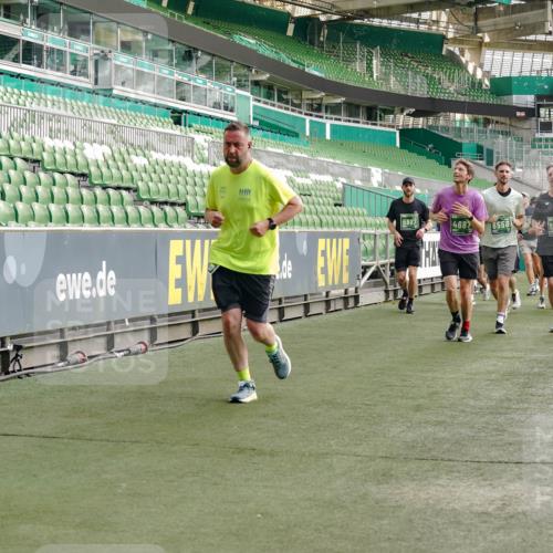 13.09.2026 - 21. swb-Marathon Bremen Michael Burmester http://msf.ph/oto/10434925 13.09.2026 13:33:38 Laufen im Stadion 155, 350, 428, 490, 594, 679, 690, 709, 765, 786, 787, 916, 1001, 1026, 1048, 1051, 1098, 1133, 1292, 1377, 1444, 1557, 1591, 1592, 1661, 1703, 1760, 1772, 1827, 1923, 1996, 2077, 2132, 2226, 2230, 2231, 2274, 2320, 2374, 2399, 2400, 2451, 2456, 2479, 2511, 2514, 2515, 2523, 2539, 2543, 2556, 2616, 2630, 2641, 2649, 2718, 2735, 2757, 2769, 2787, 2848, 2982, 3014, 3345, 3350, 3443, 3503, 3577, 3601, 3614, 3708, 3709, 3720, 3797, 3875, 3901, 3911, 3952, 4001, 4014 meine-sportfotos.de