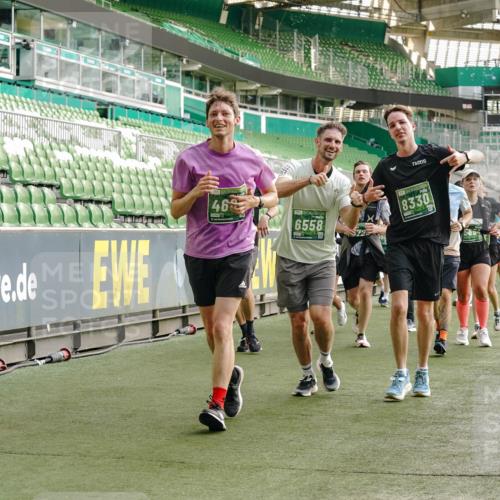 13.09.2026 - 21. swb-Marathon Bremen Michael Burmester http://msf.ph/oto/10434950 13.09.2026 13:33:41 Laufen im Stadion 155, 350, 428, 490, 594, 679, 690, 709, 765, 786, 787, 916, 1001, 1026, 1048, 1051, 1098, 1292, 1377, 1444, 1557, 1591, 1592, 1607, 1661, 1703, 1760, 1772, 1827, 1923, 1996, 2077, 2132, 2226, 2230, 2231, 2274, 2320, 2374, 2399, 2400, 2451, 2456, 2479, 2511, 2514, 2515, 2523, 2539, 2543, 2556, 2616, 2630, 2641, 2649, 2718, 2735, 2757, 2769, 2787, 2848, 2982, 3014, 3345, 3350, 3443, 3503, 3577, 3601, 3614, 3708, 3709, 3720, 3797, 3875, 3901, 3911, 3952, 4001, 4014 meine-sportfotos.de