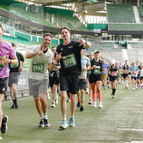 13.09.2026 - 21. swb-Marathon Bremen Michael Burmester http://msf.ph/oto/10434959 13.09.2026 13:33:41 Laufen im Stadion 155, 350, 428, 490, 594, 679, 690, 709, 765, 786, 787, 916, 1001, 1026, 1048, 1051, 1098, 1292, 1377, 1444, 1557, 1591, 1592, 1607, 1661, 1703, 1760, 1772, 1827, 1923, 1996, 2077, 2132, 2226, 2230, 2231, 2274, 2320, 2374, 2399, 2400, 2451, 2456, 2479, 2511, 2514, 2515, 2523, 2539, 2543, 2556, 2616, 2630, 2641, 2649, 2718, 2735, 2757, 2769, 2787, 2848, 2982, 3014, 3345, 3350, 3443, 3503, 3577, 3601, 3614, 3708, 3709, 3720, 3797, 3875, 3901, 3911, 3952, 4001, 4014 meine-sportfotos.de