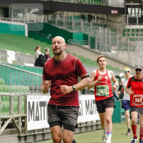 13.09.2026 - 21. swb-Marathon Bremen Michael Burmester http://msf.ph/oto/10434963 13.09.2026 12:37:16 Laufen im Stadion 365, 466, 658, 850, 895, 1090, 1288, 1385, 1485, 1583, 1604, 1754, 1993, 2073, 2585, 2670, 3617, 7244, 7768, 8075, 8081, 8729, 13033, 250, 272, 299, 525, 919, 1089, 1212, 1606, 2072, 5428, 7741 meine-sportfotos.de