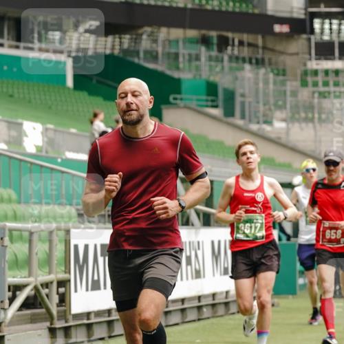 13.09.2026 - 21. swb-Marathon Bremen Michael Burmester http://msf.ph/oto/10434975 13.09.2026 12:37:16 Laufen im Stadion 365, 466, 658, 850, 895, 1090, 1288, 1385, 1485, 1583, 1604, 1754, 1993, 2073, 2585, 2670, 3617, 7244, 7768, 8075, 8081, 8729, 13033, 250, 272, 299, 525, 919, 1089, 1212, 1606, 2072, 5428, 7741 meine-sportfotos.de