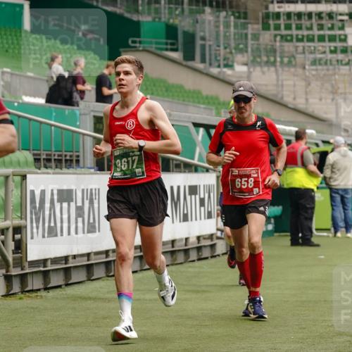 13.09.2026 - 21. swb-Marathon Bremen Michael Burmester http://msf.ph/oto/10434995 13.09.2026 12:37:17 Laufen im Stadion 365, 466, 658, 850, 895, 1090, 1288, 1385, 1485, 1583, 1604, 1754, 1993, 2073, 2585, 2670, 3617, 7244, 7768, 8075, 8081, 8729, 13033, 250, 272, 299, 525, 919, 1089, 1212, 1606, 2072, 5428, 7741 meine-sportfotos.de