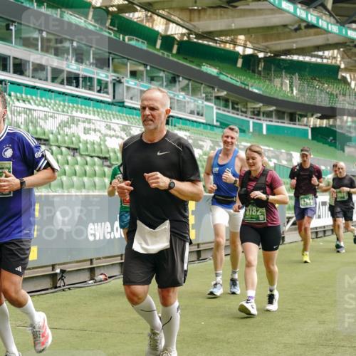 13.09.2026 - 21. swb-Marathon Bremen Michael Burmester http://msf.ph/oto/10435080 13.09.2026 13:05:21 Laufen im Stadion 178, 209, 217, 244, 323, 394, 430, 534, 536, 565, 647, 784, 891, 900, 1073, 1239, 1243, 1274, 1307, 1308, 1343, 1373, 1380, 1456, 1533, 1581, 1627, 1653, 1656, 1687, 1780, 1914, 1932, 1941, 2023, 2076, 2089, 2126, 2241, 2244, 2265, 2301, 2310, 2355, 2369, 2393, 2430, 2452, 2464, 2602, 2723, 2742, 2764, 2867, 2872, 2891, 2910, 2919, 2957, 2959, 2985, 3028, 3030, 3115, 3217, 3278, 3320, 3343, 3419, 3425, 3444, 3454, 3485, 3521, 3796, 3909, 242 meine-sportfotos.de